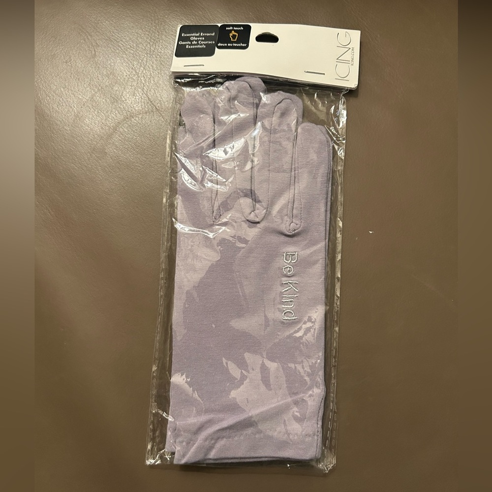 Icing Lavender 'Be Kind' Gloves Size:Small